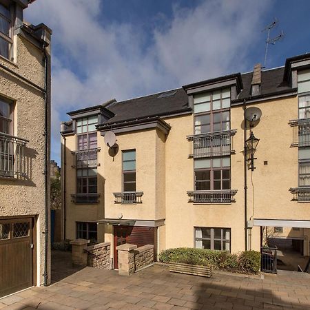 Old Tolbooth Wynd - 393 Apartment Единбург Екстериор снимка