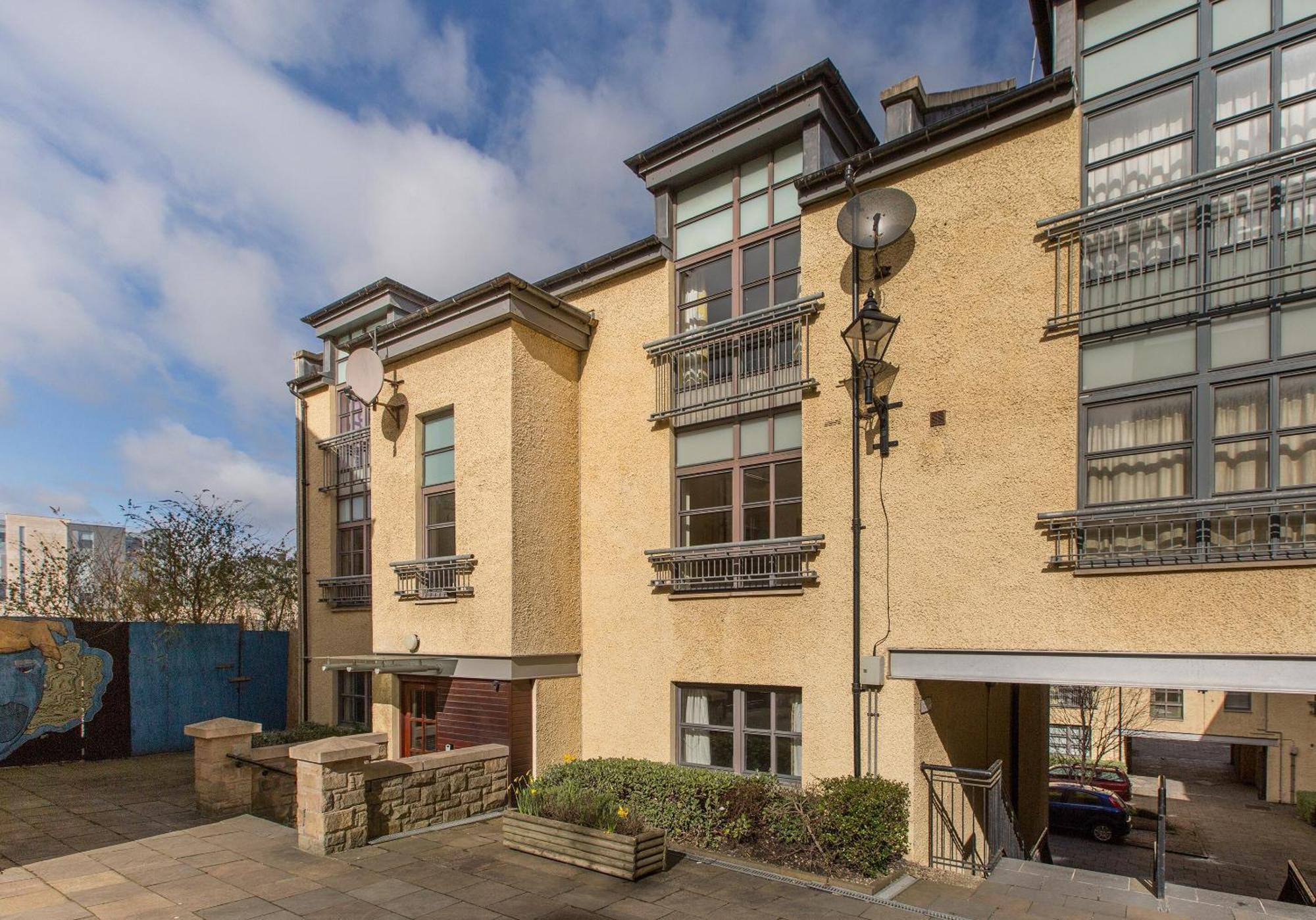 Old Tolbooth Wynd - 393 Apartment Единбург Екстериор снимка